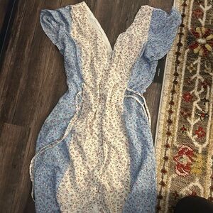 Blue and white floral dress never worn